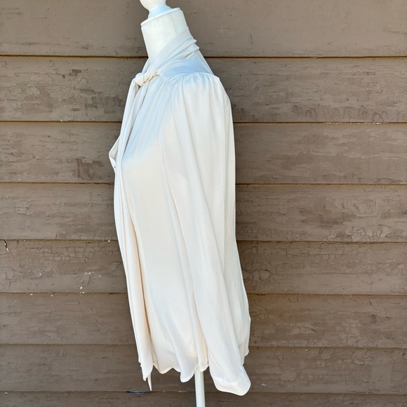 WHBM cream blouse with bow - Picture 6 of 8